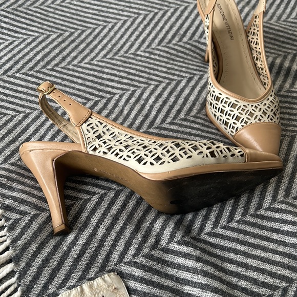 Adrienne Vittadini Shoes - Picture 2 of 6